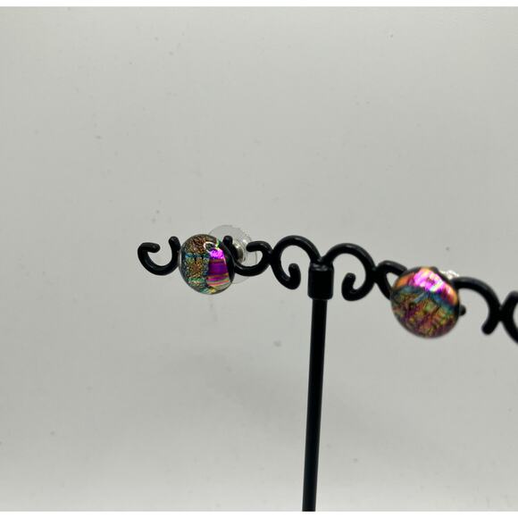 Iridescent Purple Peacock Round 3/8" Earrings! - Picture 5 of 7